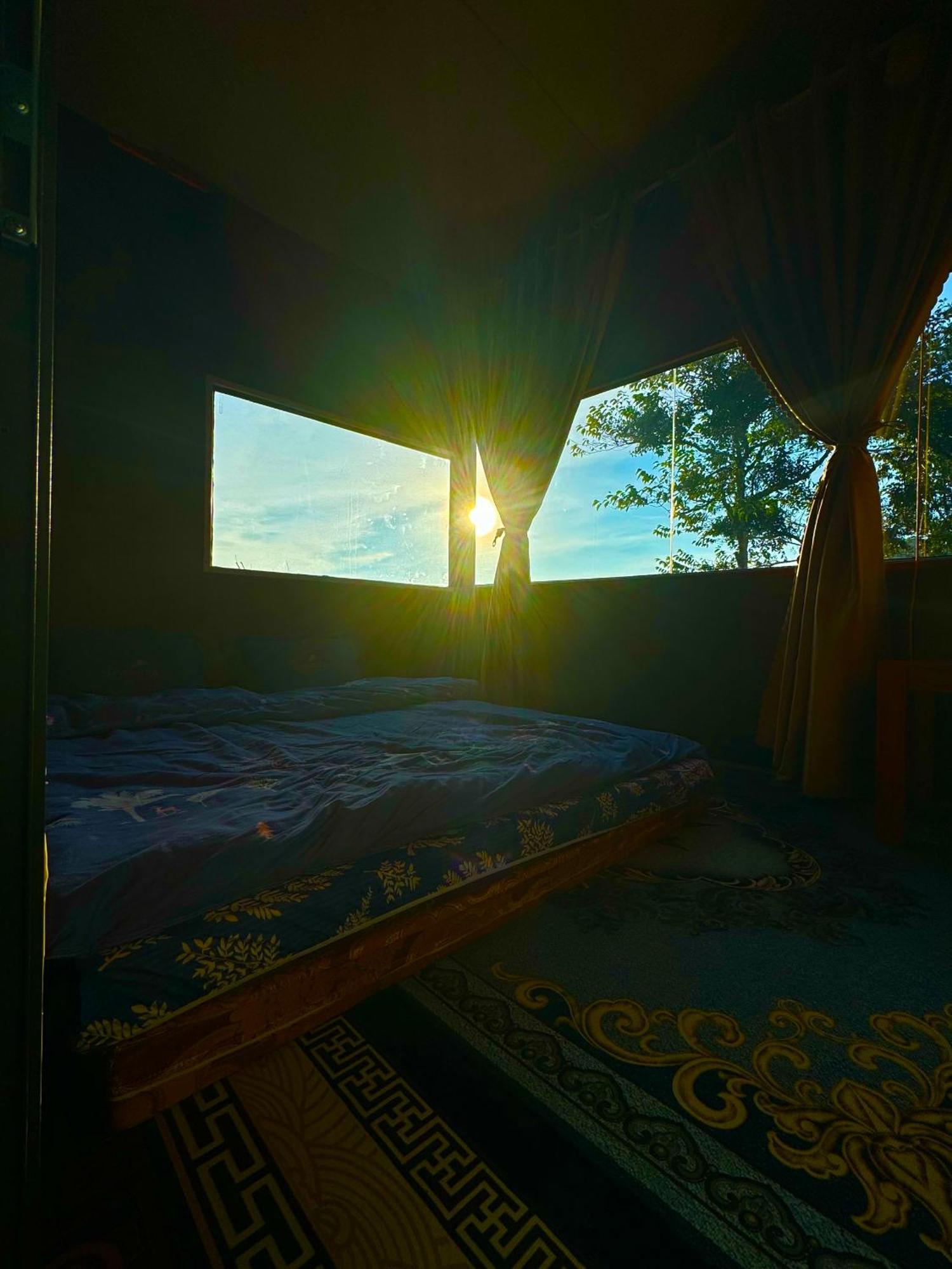 Ta Xua Casablanca Homestay Bac Yen Esterno foto